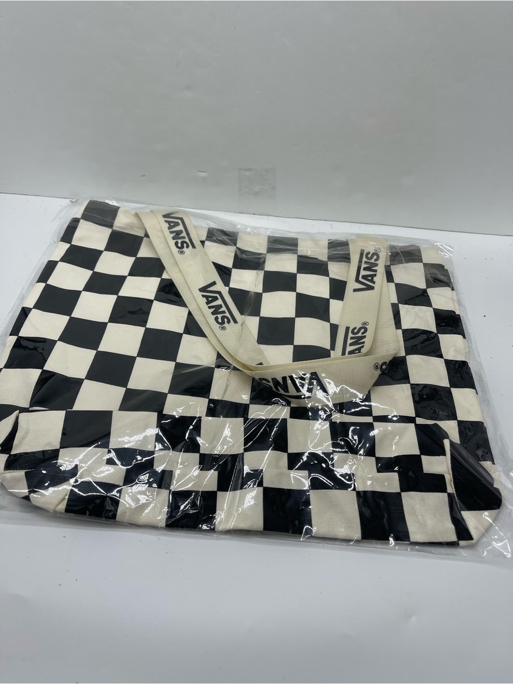 Vans Shopping Tote - Picture 3 of 16